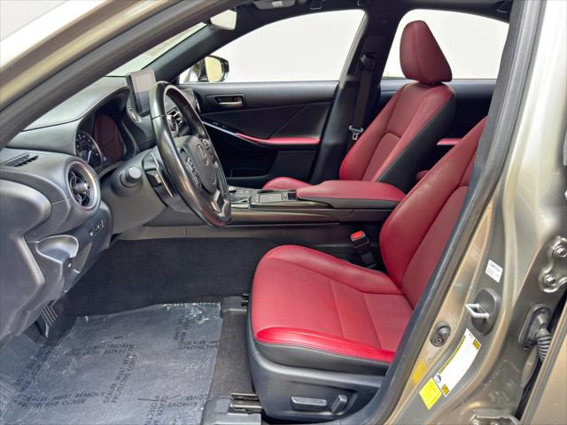 2021 Lexus IS 300 IS 300 w/ Comfort Package