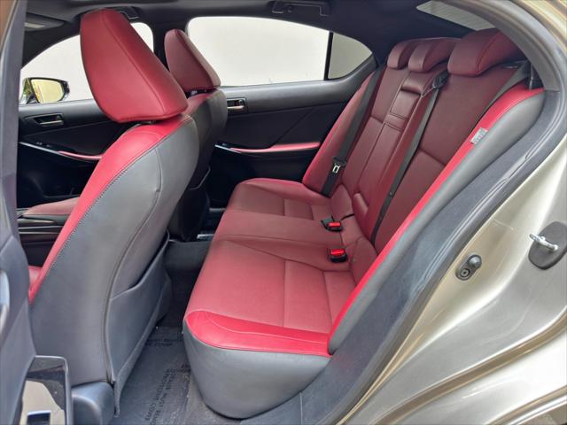 2021 Lexus IS 300 IS 300 w/ Comfort Package