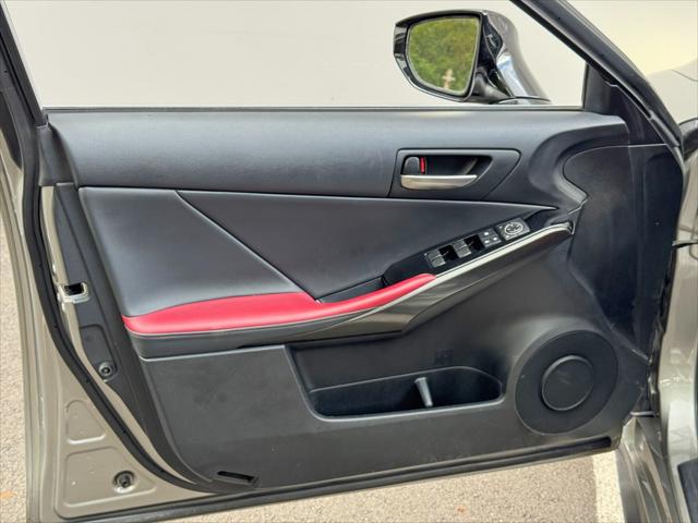 2021 Lexus IS 300 IS 300 w/ Comfort Package