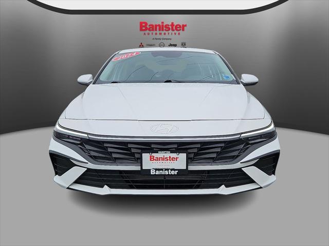 2024 Hyundai Elantra SE