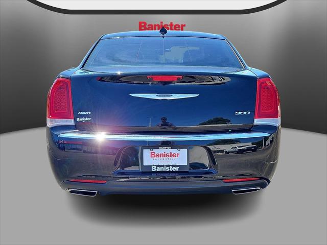 2023 Chrysler 300 Touring AWD