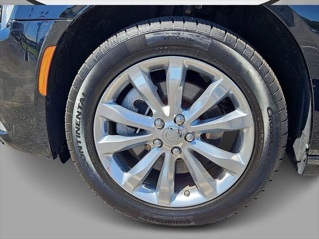 2023 Chrysler 300 Touring AWD