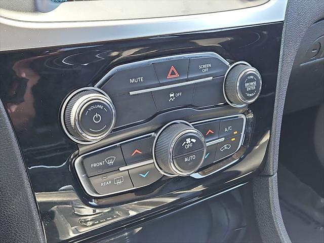2023 Chrysler 300 Touring AWD