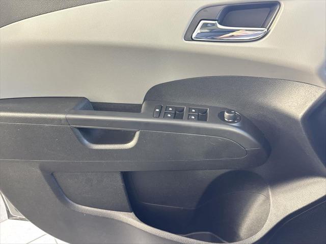 2013 Chevrolet Sonic LTZ Auto