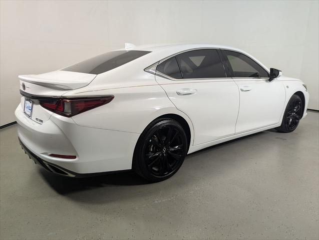2024 Lexus ES 350 F SPORT Handling