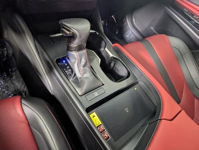 2024 Lexus ES 350 F SPORT Handling