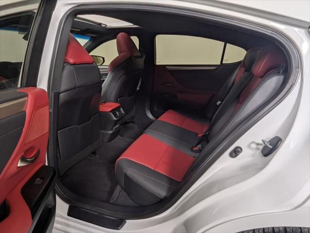 2024 Lexus ES 350 F SPORT Handling