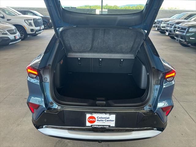 2026 Buick NV Sport Touring FWD