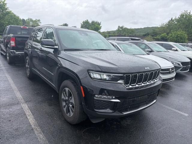 2022 Jeep Grand Cherokee 4xe Limited 4x4 2022 Jeep Grand Cherokee 4xe Limited 4x4