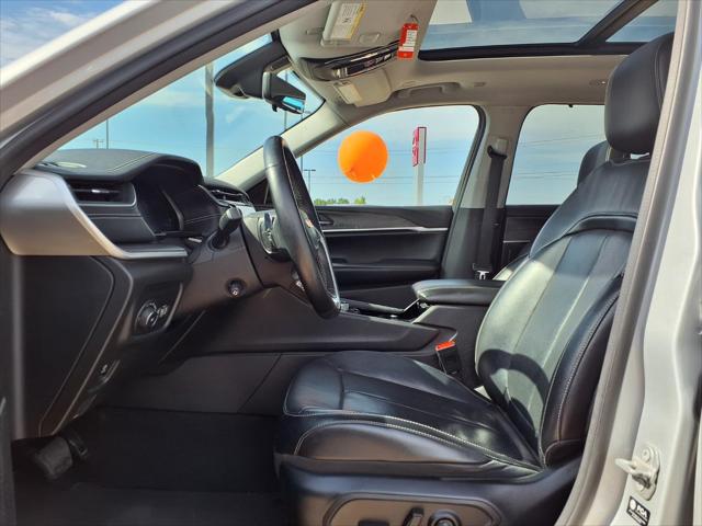2022 Jeep Grand Cherokee L Limited 4x2