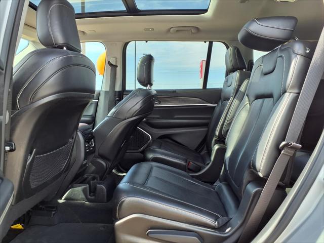 2022 Jeep Grand Cherokee L Limited 4x2