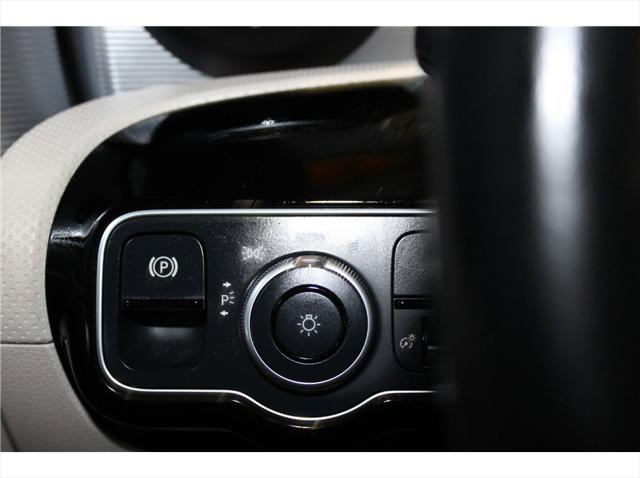 2022 Mercedes-Benz A 220 4MATIC