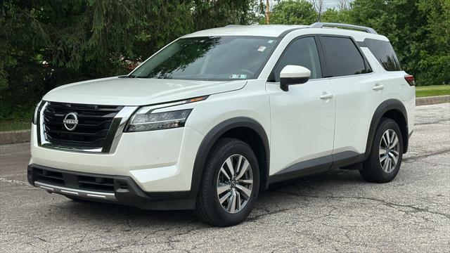 2024 Nissan Pathfinder SL 4WD