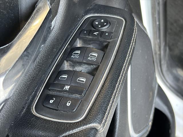 2022 Ram 1500 Laramie Crew Cab 4x2 5'7" Box
