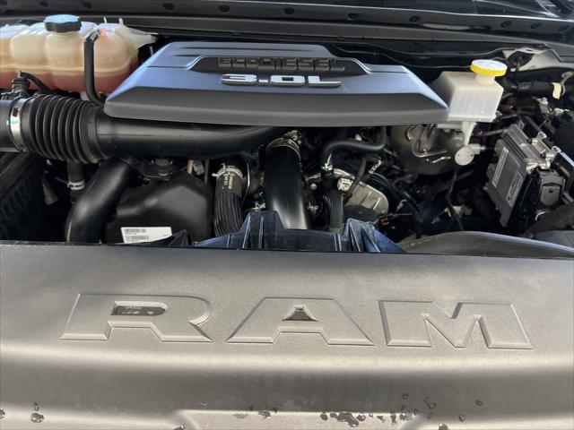 2022 Ram 1500 Laramie Crew Cab 4x2 5'7" Box
