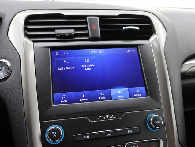 2020 Ford Fusion SE