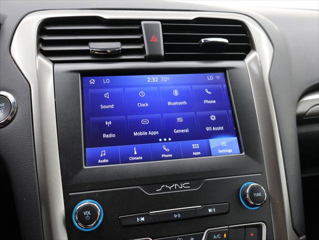 2020 Ford Fusion SE