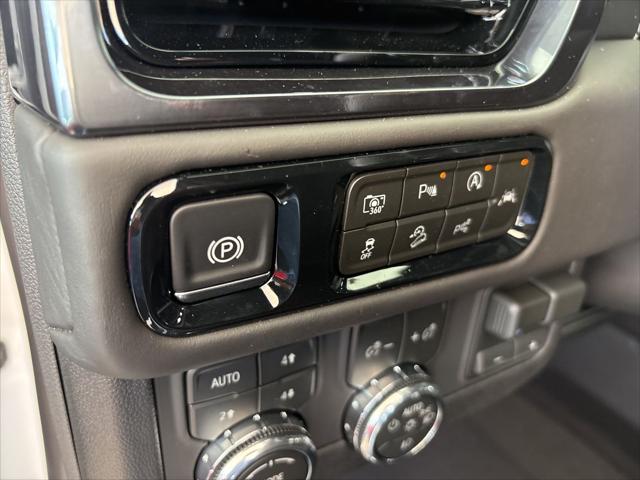 2026 GMC Yukon 4WD AT4 Ultimate