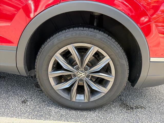 2023 Volkswagen Tiguan 2.0T SE