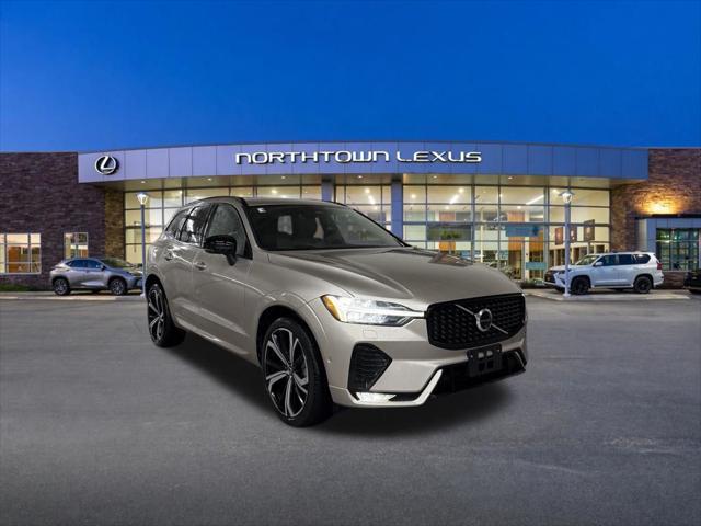 2025 Volvo XC60 B5 Ultra
