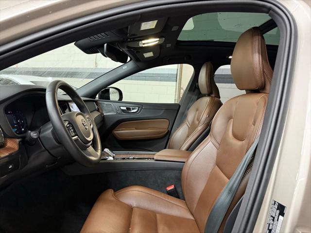 2025 Volvo XC60 B5 Ultra