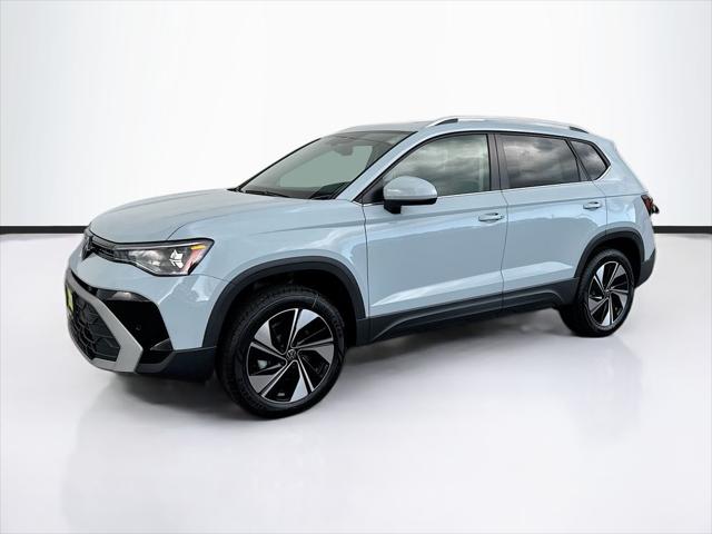 2025 Volkswagen Taos 1.5T SE for sale in La Crosse, WI