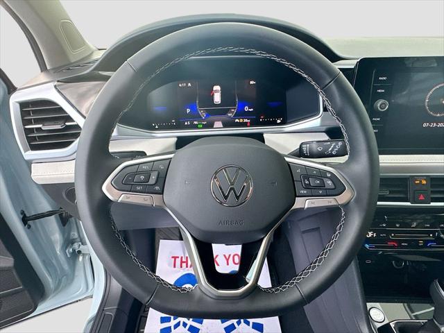 2025 Volkswagen Taos 1.5T SE