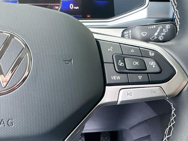 2025 Volkswagen Taos 1.5T SE