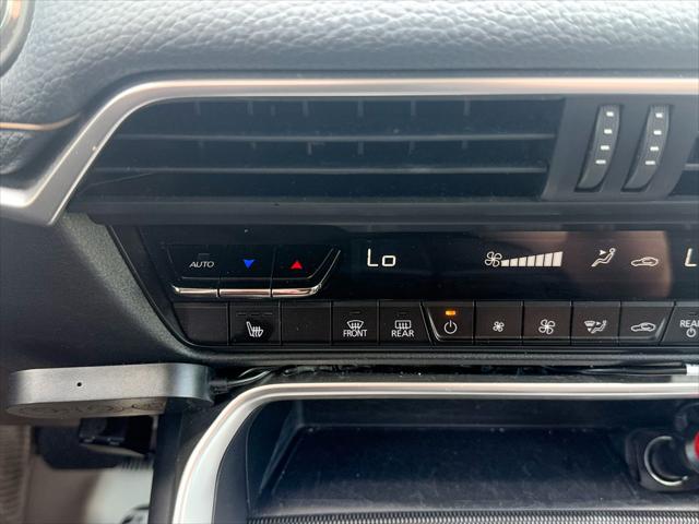 2024 Mazda X-90 3.3 Turbo Preferred