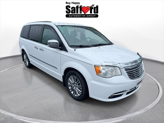 2014 Chrysler Town & Country Touring-L