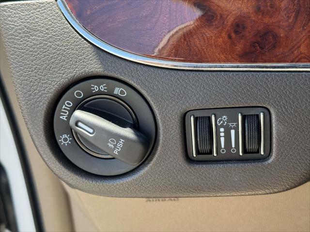 2014 Chrysler Town & Country Touring-L