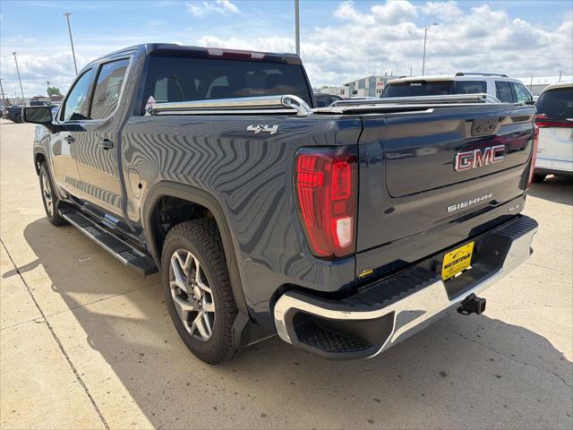 2022 GMC Sierra 1500 4WD Crew Cab Short Box SLE
