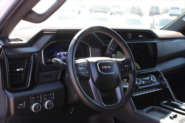2025 GMC Sierra 2500HD 4WD Crew Cab Standard Bed AT4