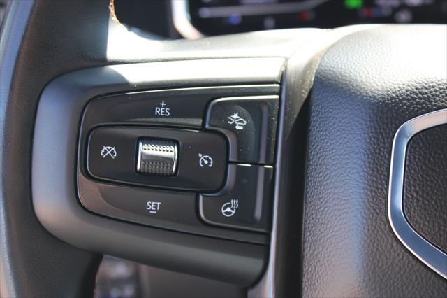2025 GMC Sierra 2500HD 4WD Crew Cab Standard Bed AT4
