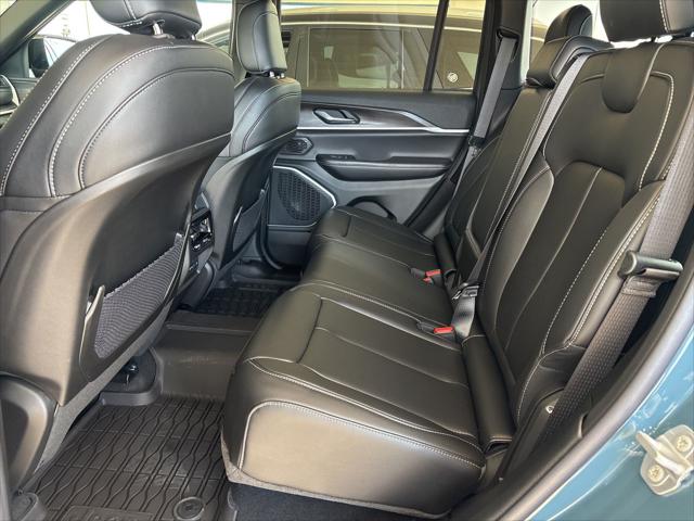 2026 Jeep Grand Cherokee Limited 4x2
