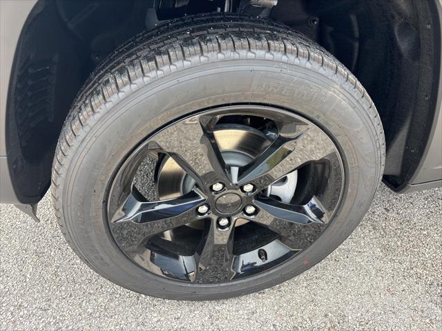 2026 Jeep Grand Cherokee Limited 4x2