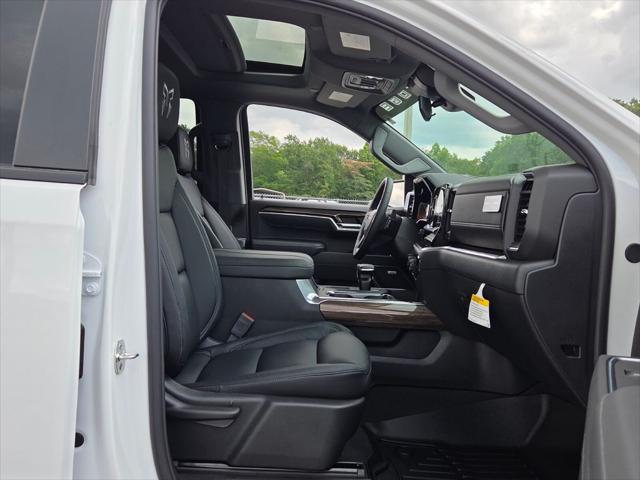 2026 Chevrolet Silverado 1500 4WD Crew Cab Short Bed RST