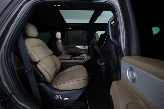 2025 Lincoln Navigator Black Label