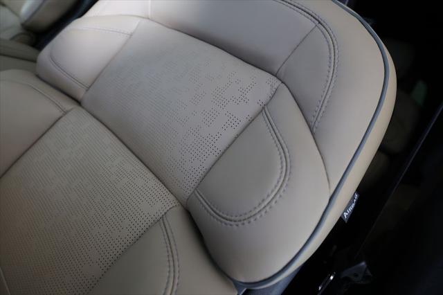 2025 Lincoln Navigator Black Label