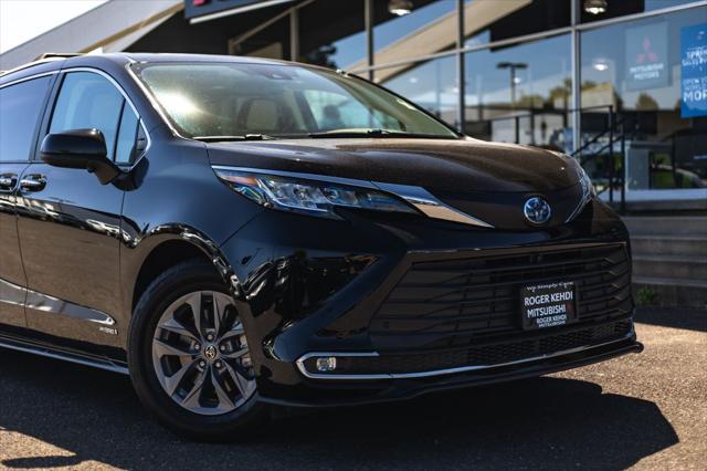 2021 Toyota Sienna XLE