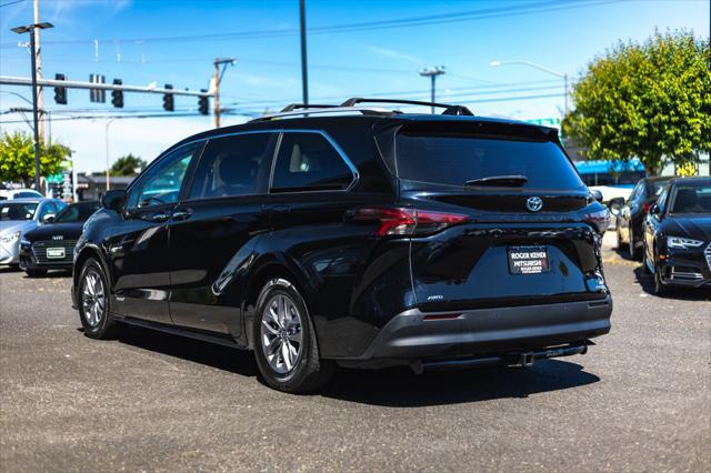 2021 Toyota Sienna XLE