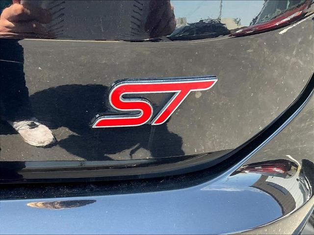 2020 Ford Edge ST