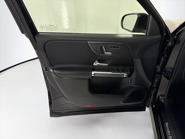 2025 Mercedes-Benz GLB 4MATIC