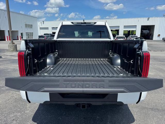 2026 Toyota Tundra SR5 CrewMax 5.5' Bed