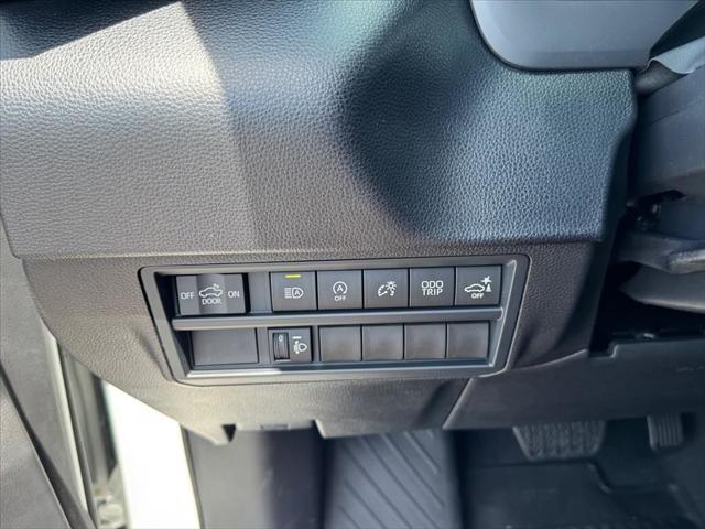 2026 Toyota Tundra SR5 CrewMax 5.5' Bed