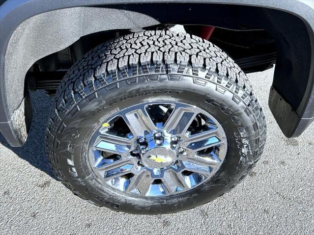 2026 Chevrolet Silverado 2500HD Crew Cab, Standard Bed, High Country, 4WD