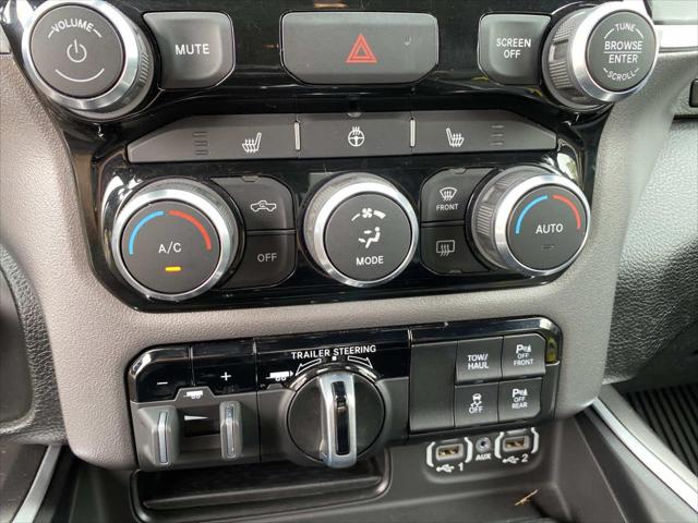 2022 Ram 1500 Big Horn Crew Cab 4x4 5'7" Box