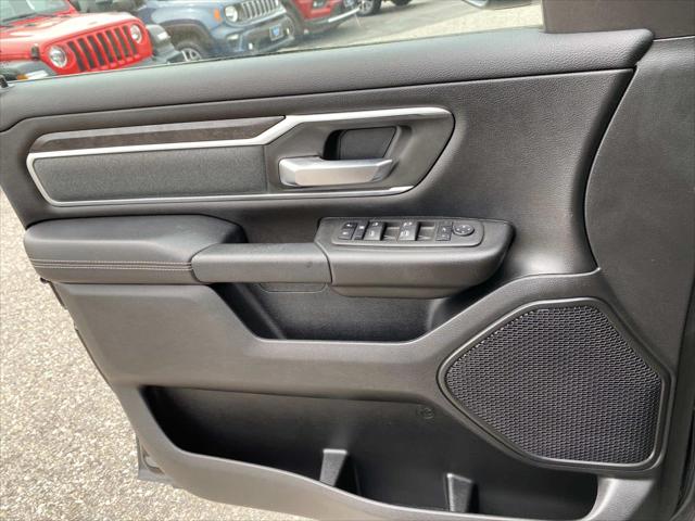 2022 Ram 1500 Big Horn Crew Cab 4x4 5'7" Box