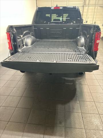 2025 Ram 1500 Big Horn Crew Cab 4x4 5'7" Box