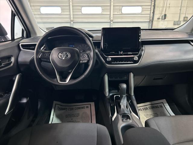 2024 Toyota Corolla Cross LE